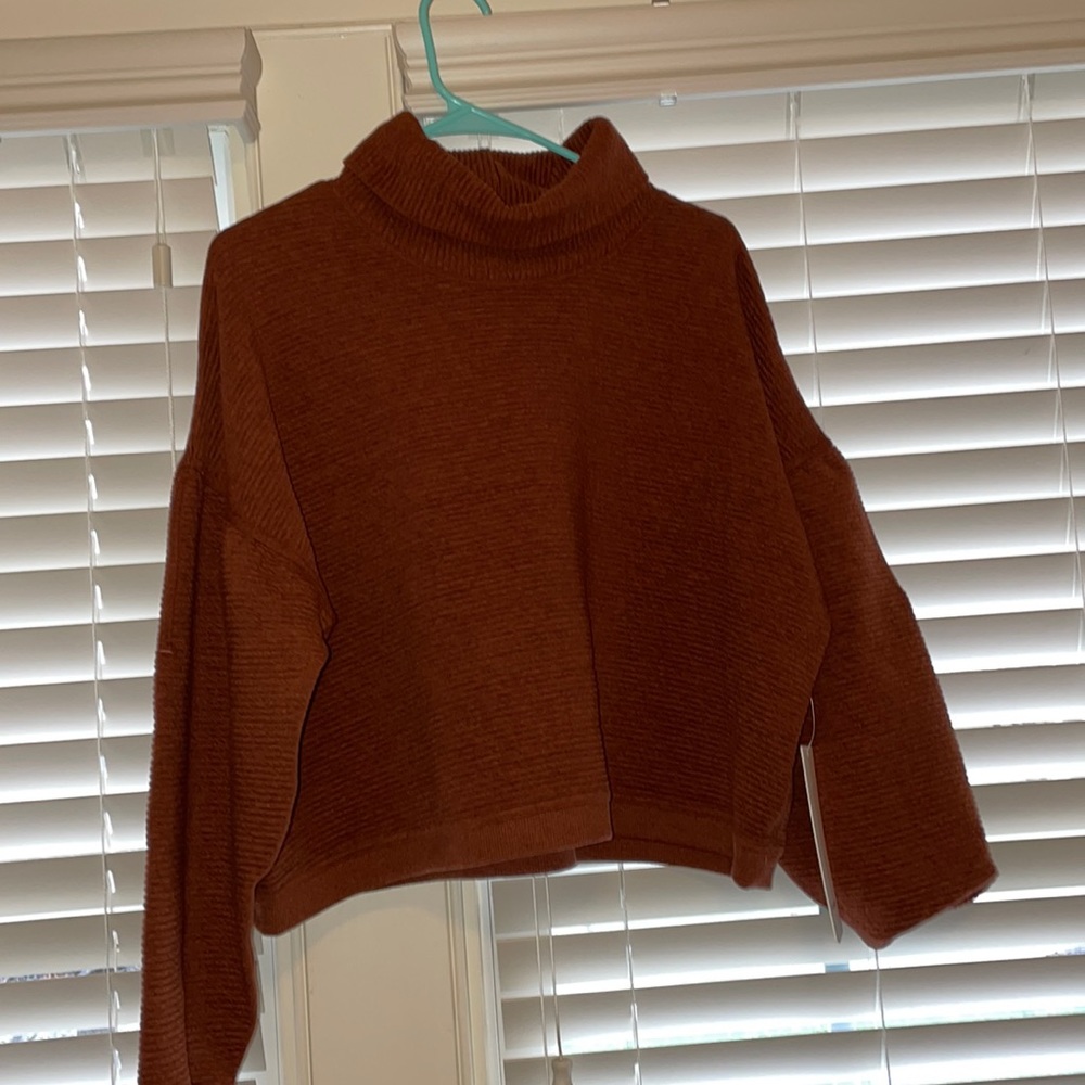 Lululemon peaceful moments pull over brand new w tags size xs/s